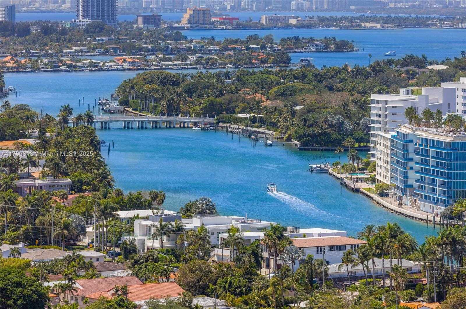Small Image of 9705 COLLINS AVE #2204N & 2205N, Bal Harbour Number 63