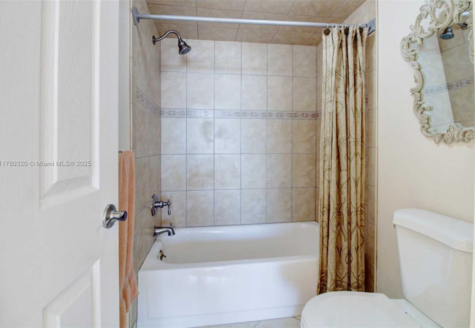 Small Image of 18011 BISCAYNE BLVD #1103, Aventura Number 15