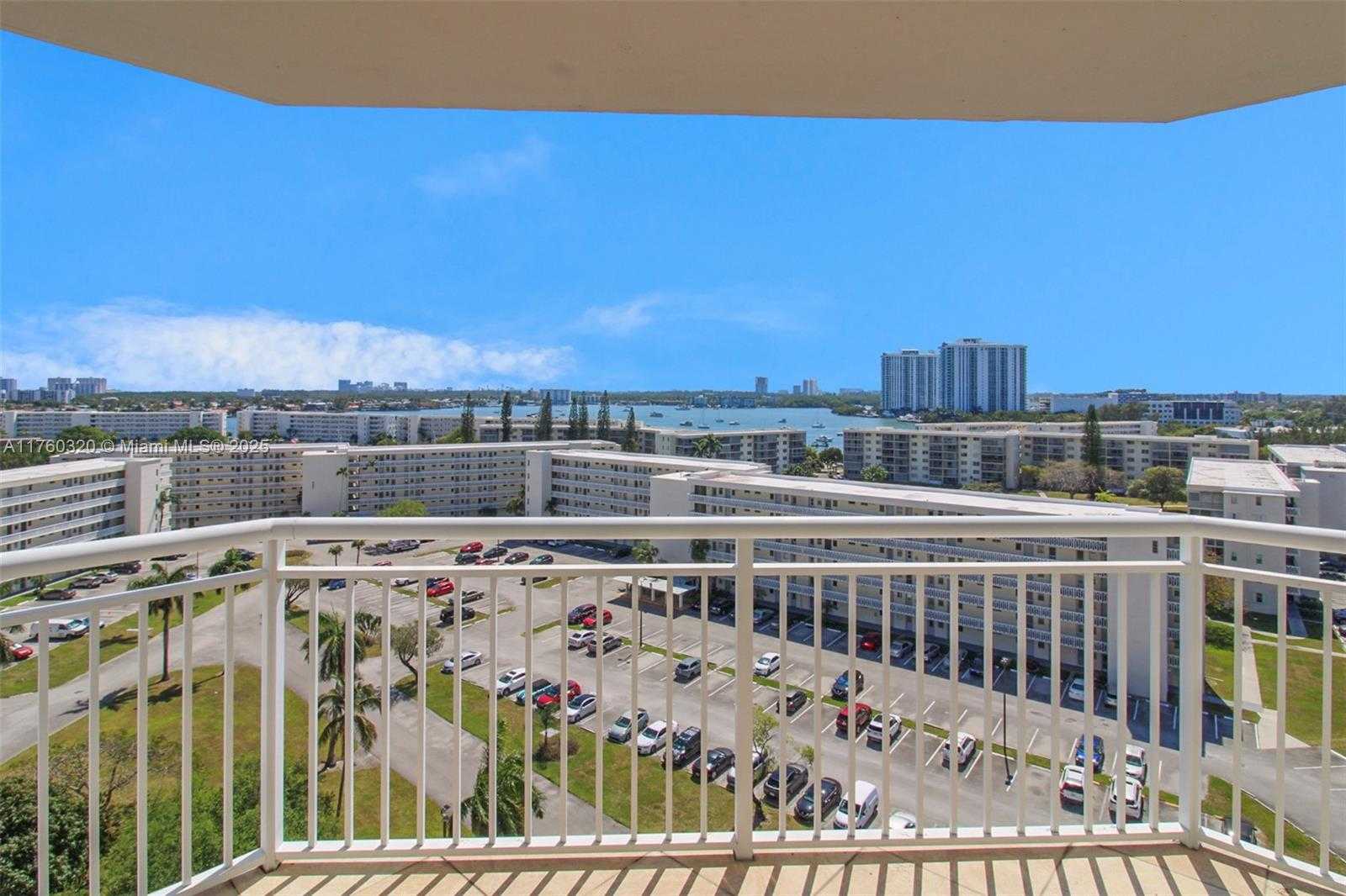 Small Image of 18011 BISCAYNE BLVD #1103, Aventura Number 16