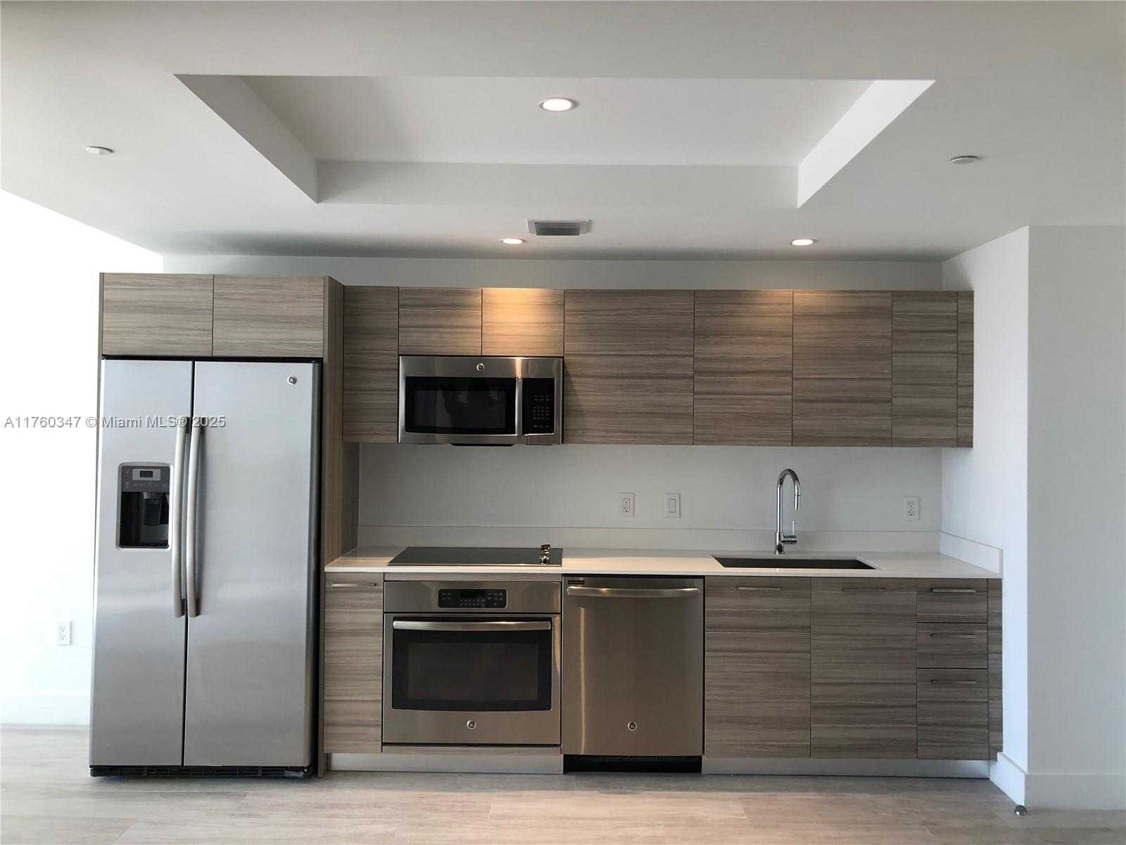 Small Image of 121 NORTH EAST 34TH ST #L406, Miami Number 7