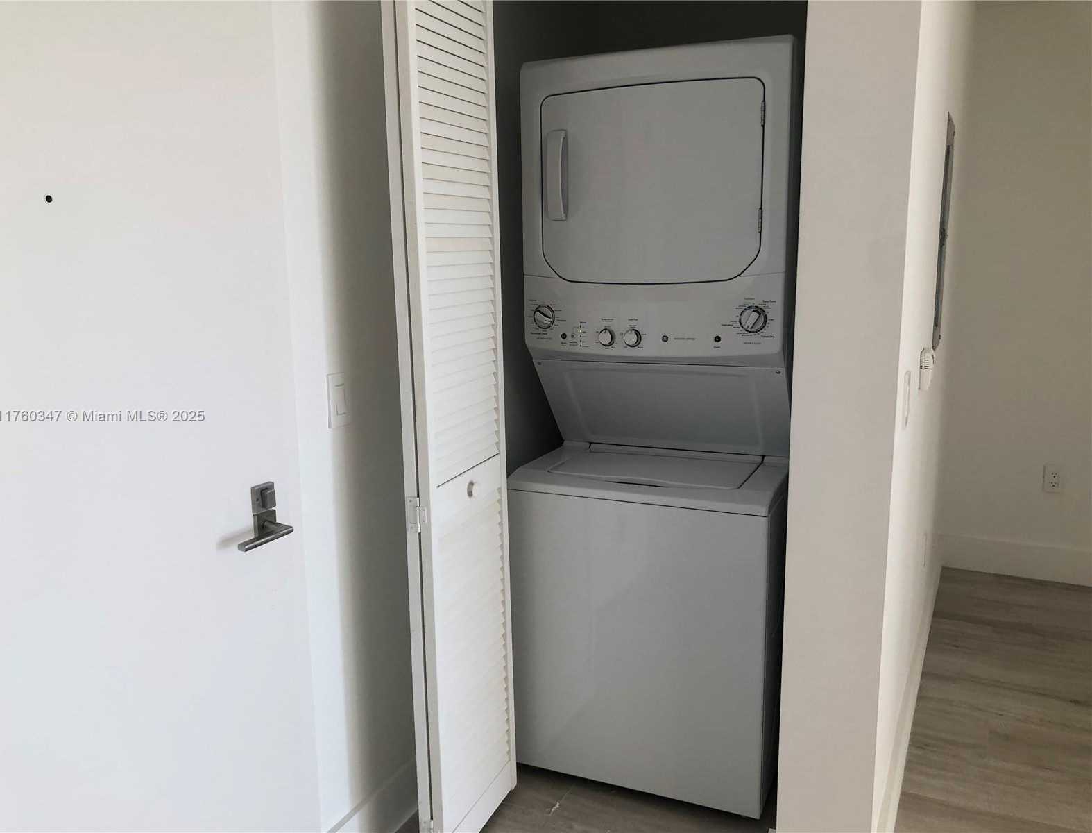 Small Image of 121 NORTH EAST 34TH ST #L406, Miami Number 9