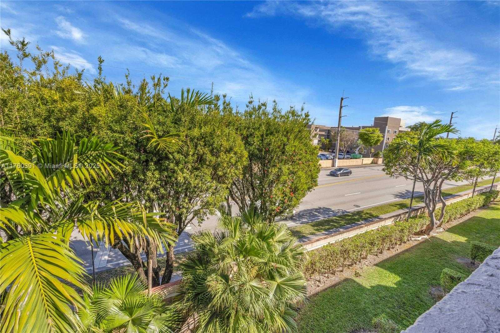 Small Image of 8585 NORTH WEST 6TH LN #9-208, Miami Number 13