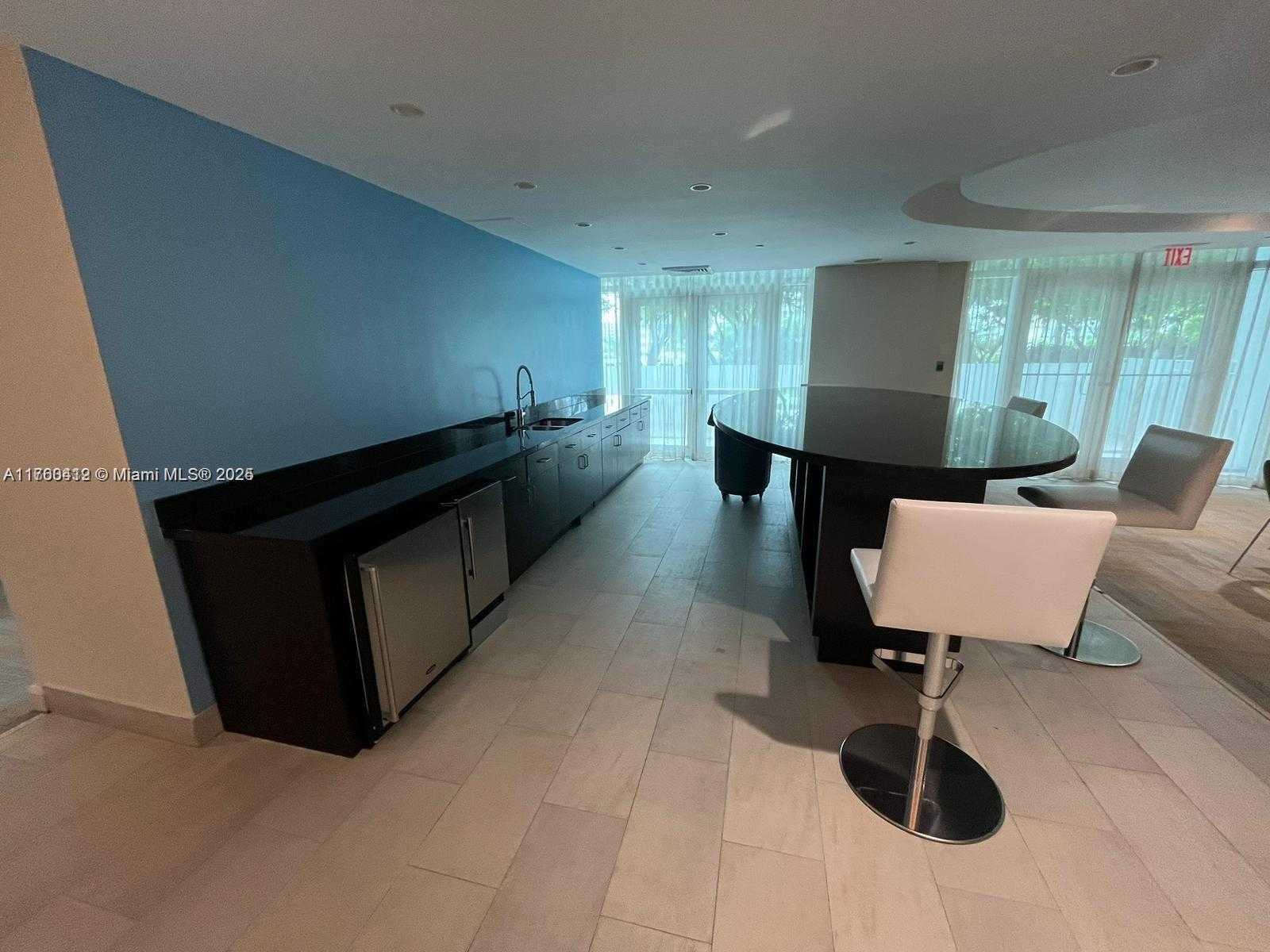 Small Image of 951 BRICKELL AVE #3403, Miami Number 15