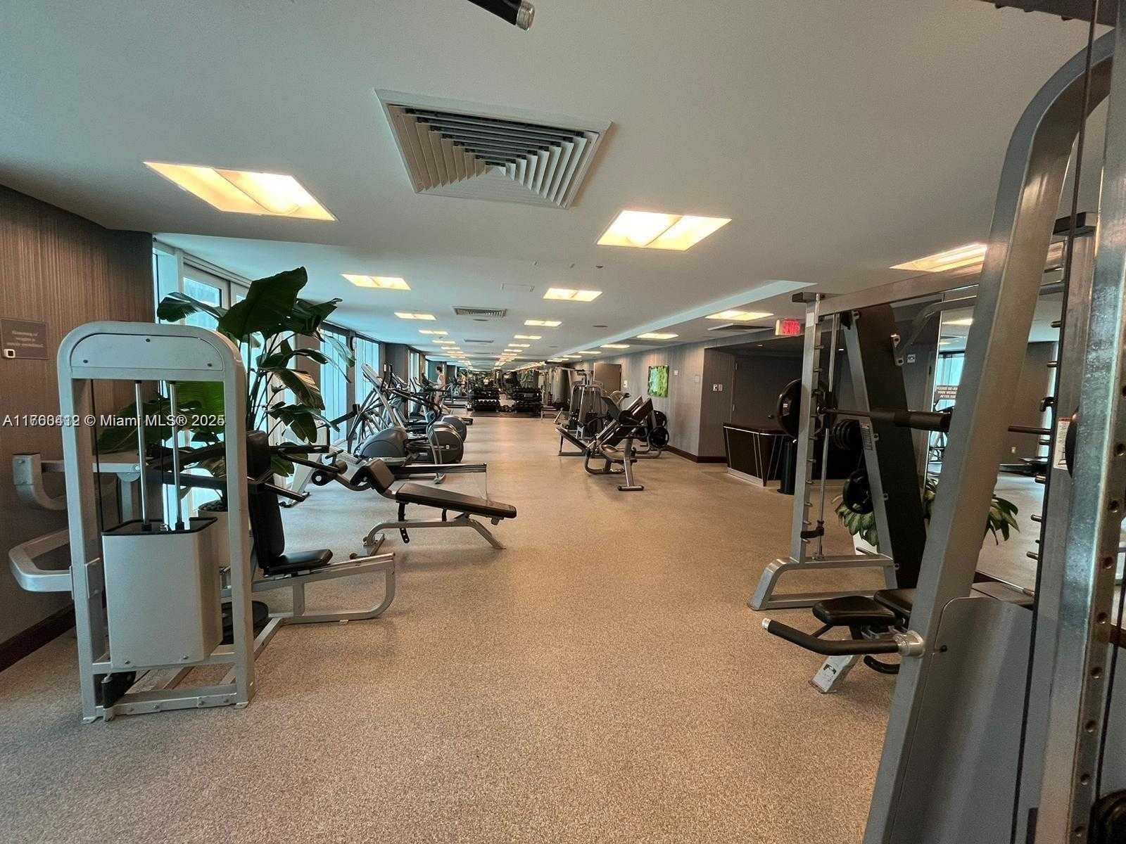 Small Image of 951 BRICKELL AVE #3403, Miami Number 22