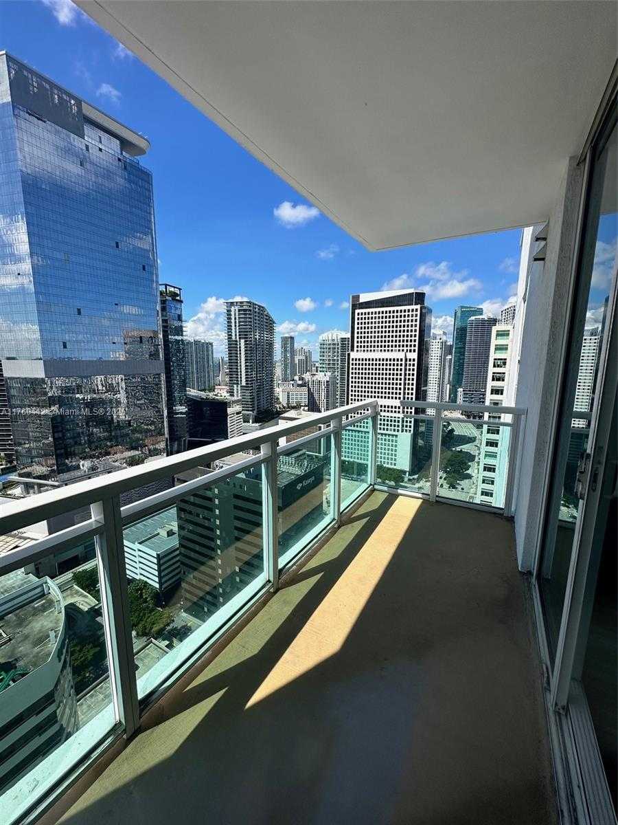 Small Image of 951 BRICKELL AVE #3403, Miami Number 36