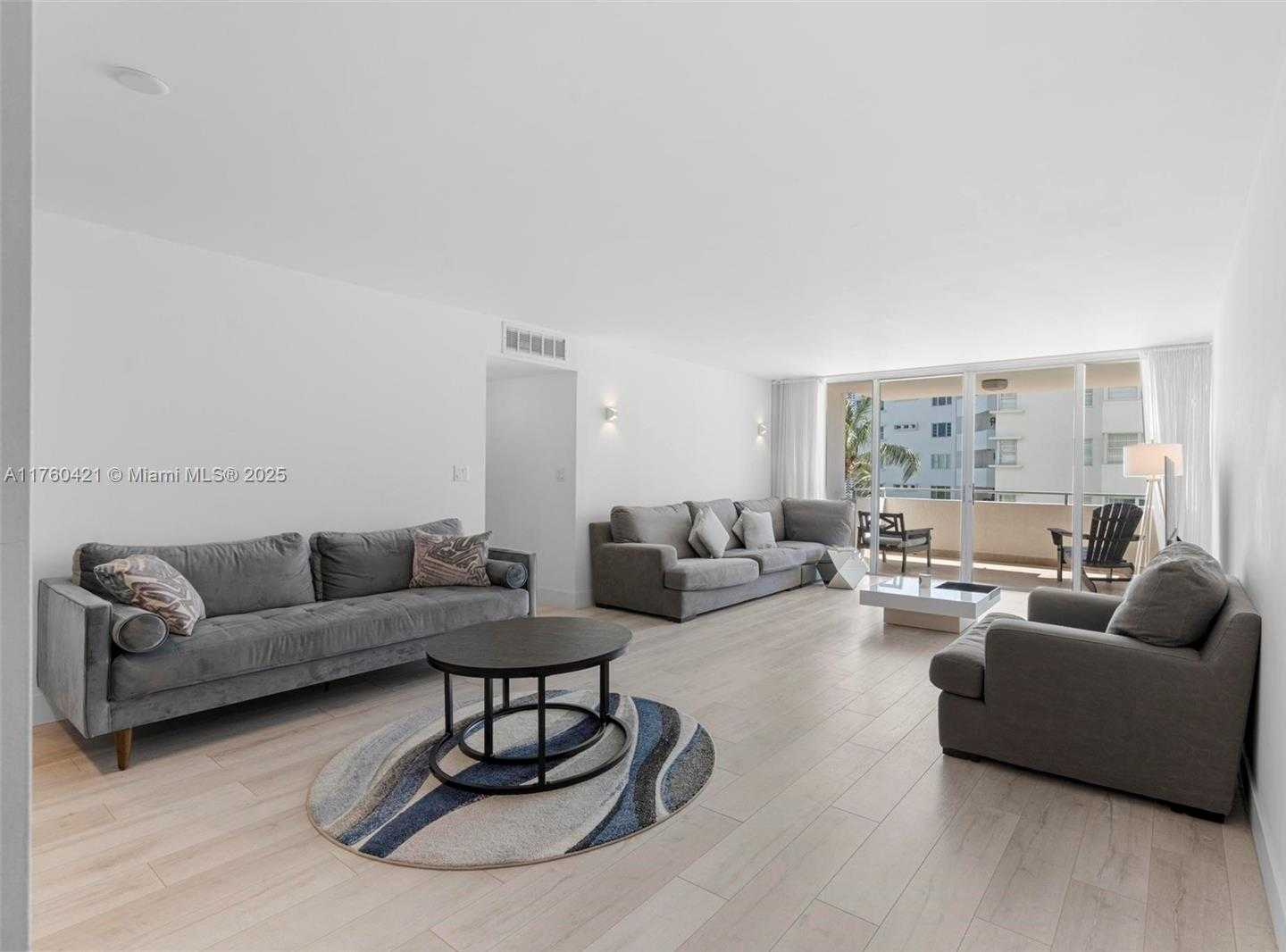 Small Image of 11 ISLAND AVE #506, Miami Beach Number 3