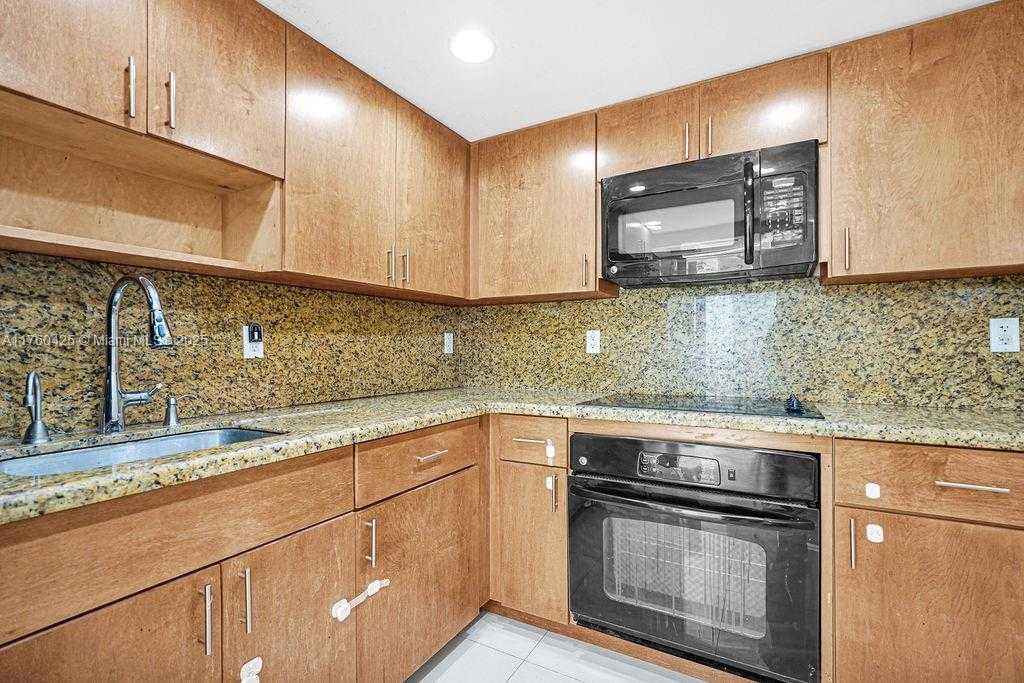 Small Image of 10000 WEST BAY HARBOR DR #403, Bay Harbor Islands Number 10