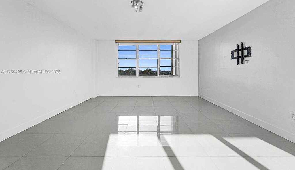 Small Image of 10000 WEST BAY HARBOR DR #403, Bay Harbor Islands Number 15