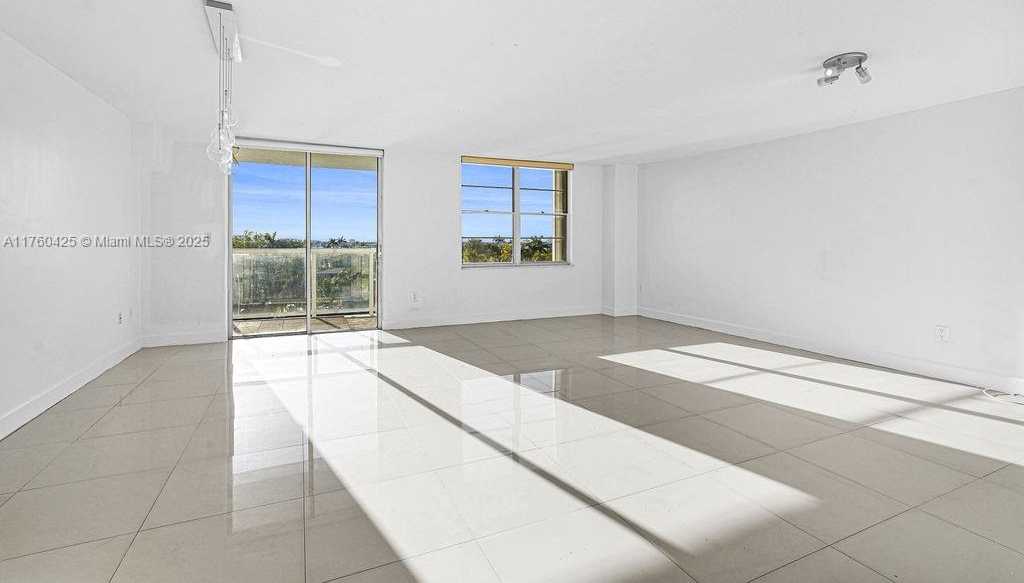 Small Image of 10000 WEST BAY HARBOR DR #403, Bay Harbor Islands Number 9