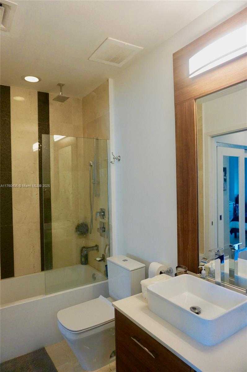 Small Image of 601 NORTH EAST 27TH ST #1706, Miami Number 11