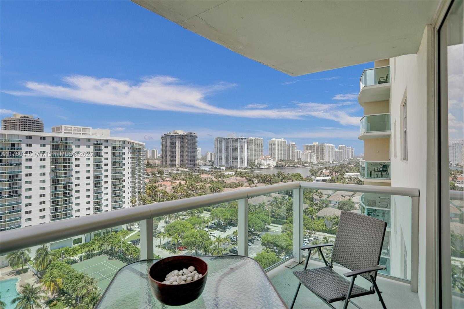 Small Image of 19370 COLLINS AVE #1504, Sunny Isles Beach Number 6