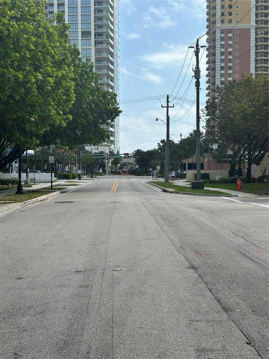 Small Image of 17800 ATLANTIC BLVD #509, Sunny Isles Beach Number 24