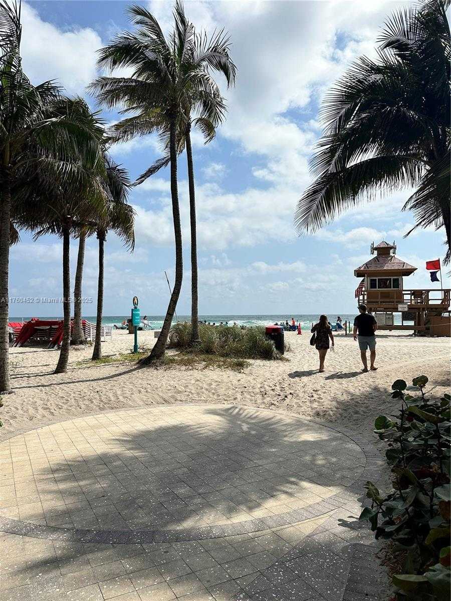 Small Image of 17800 ATLANTIC BLVD #509, Sunny Isles Beach Number 27