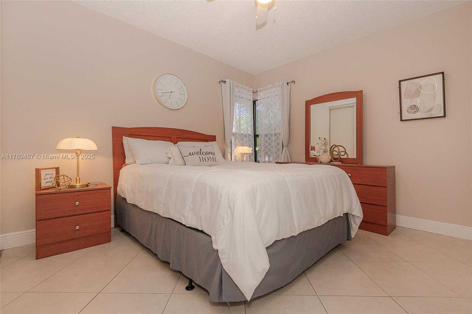 Small Image of 2888 SOUTH CARAMBOLA CIR S #2079, Coconut Creek Number 14