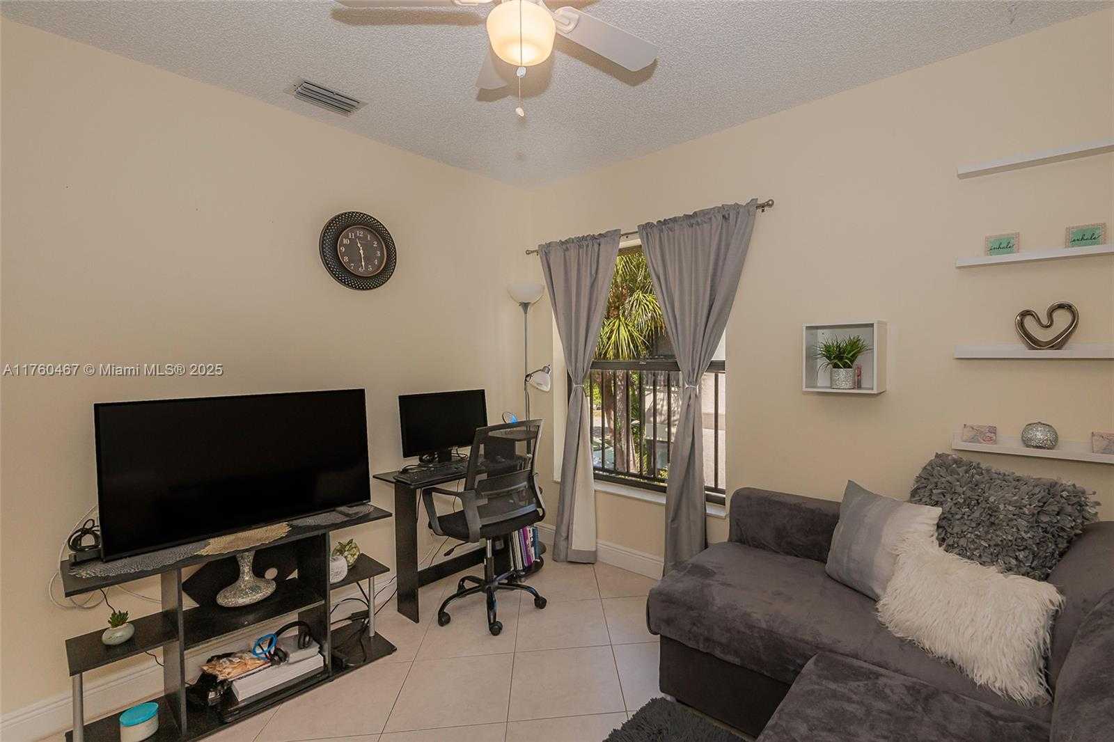 Small Image of 2888 SOUTH CARAMBOLA CIR S #2079, Coconut Creek Number 19