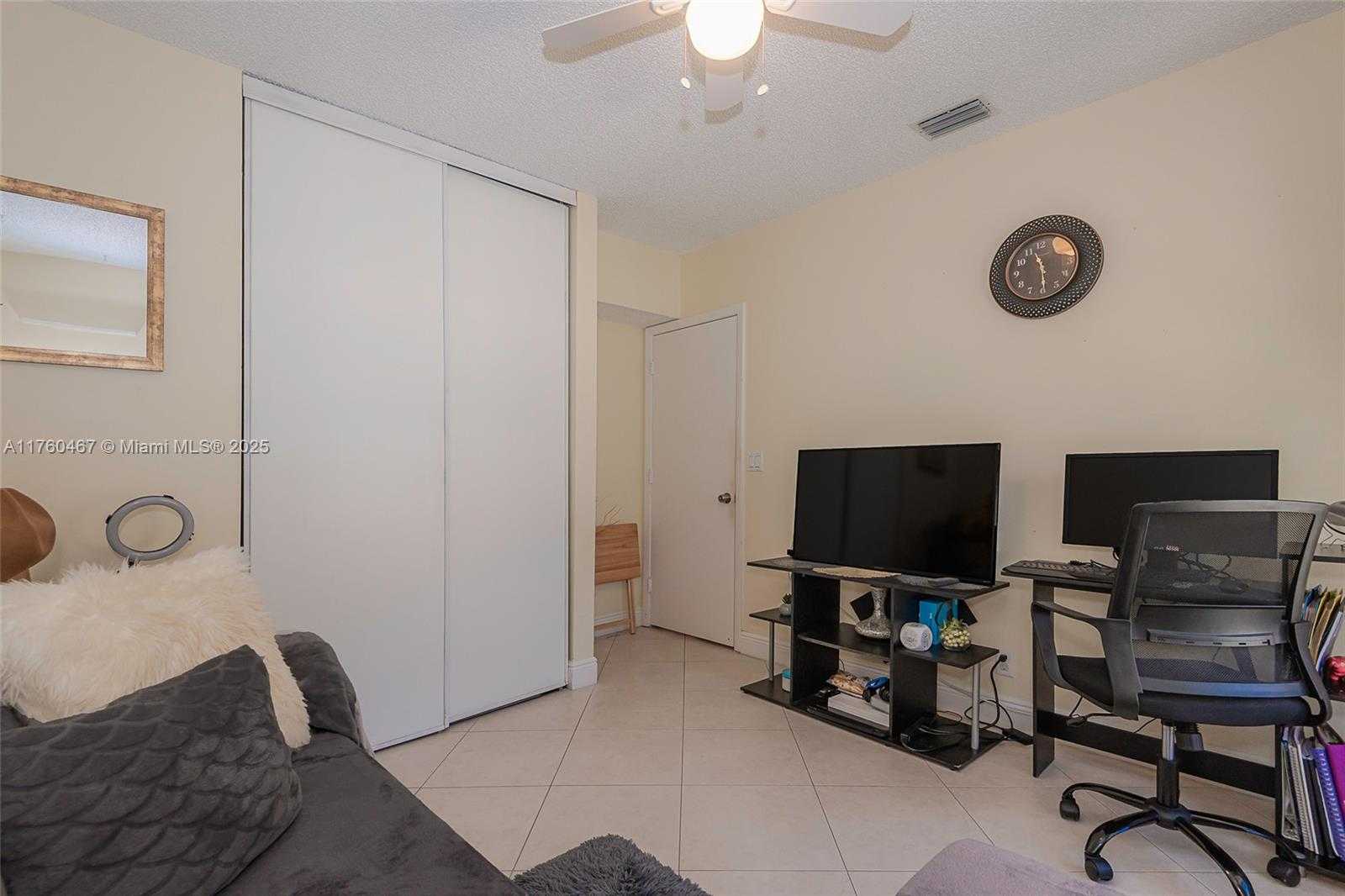 Small Image of 2888 SOUTH CARAMBOLA CIR S #2079, Coconut Creek Number 20