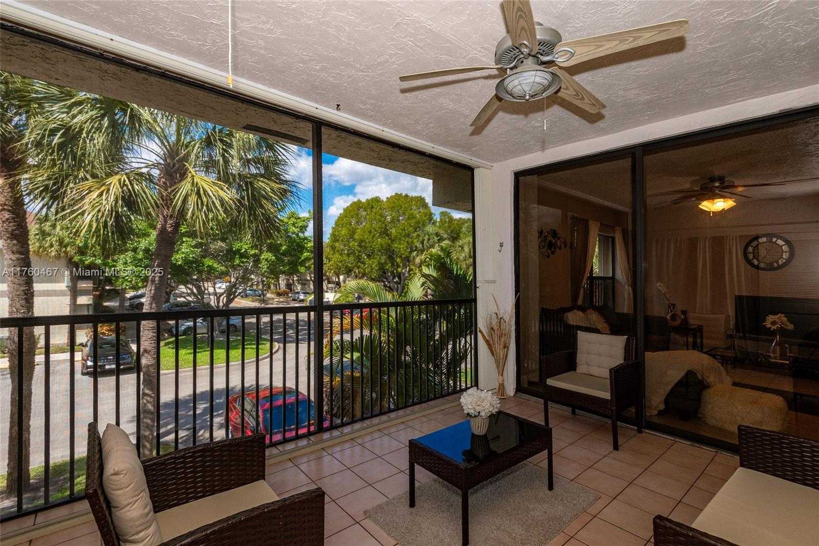 Small Image of 2888 SOUTH CARAMBOLA CIR S #2079, Coconut Creek Number 27