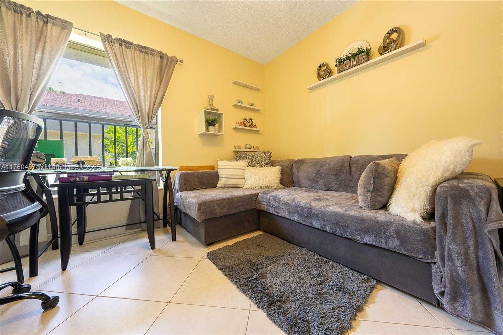 Small Image of 2888 SOUTH CARAMBOLA CIR S #2079, Coconut Creek Number 37