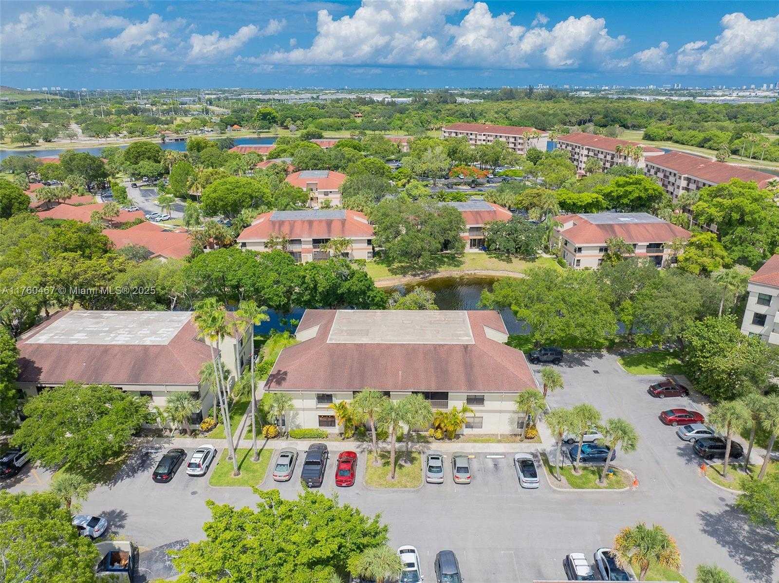 Small Image of 2888 SOUTH CARAMBOLA CIR S #2079, Coconut Creek Number 60