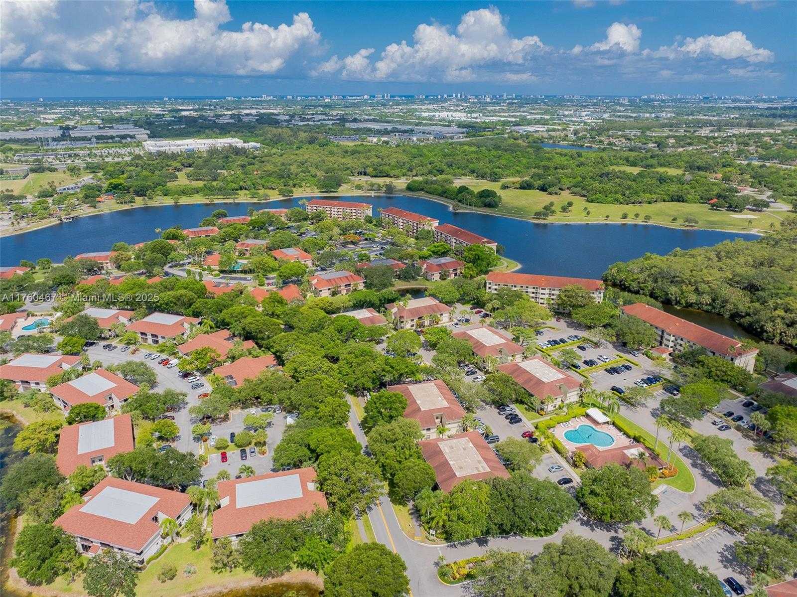Small Image of 2888 SOUTH CARAMBOLA CIR S #2079, Coconut Creek Number 61