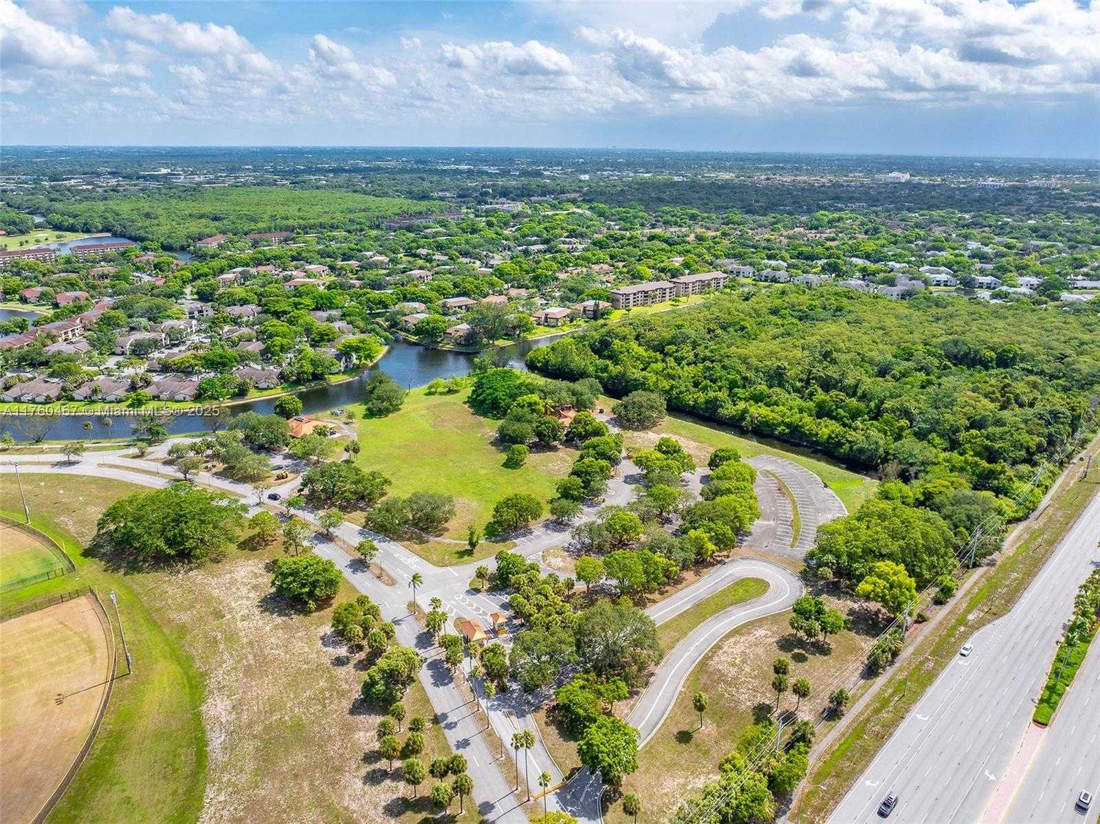 Small Image of 2888 SOUTH CARAMBOLA CIR S #2079, Coconut Creek Number 73