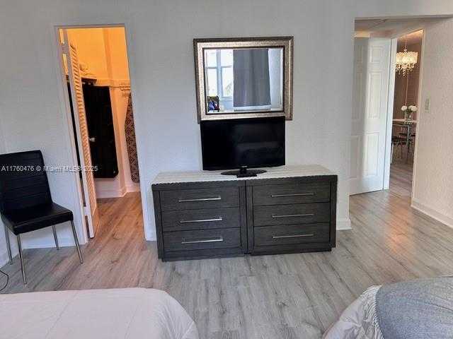 Small Image of 4001 SOUTH OCEAN DR #4G, Hollywood Number 16