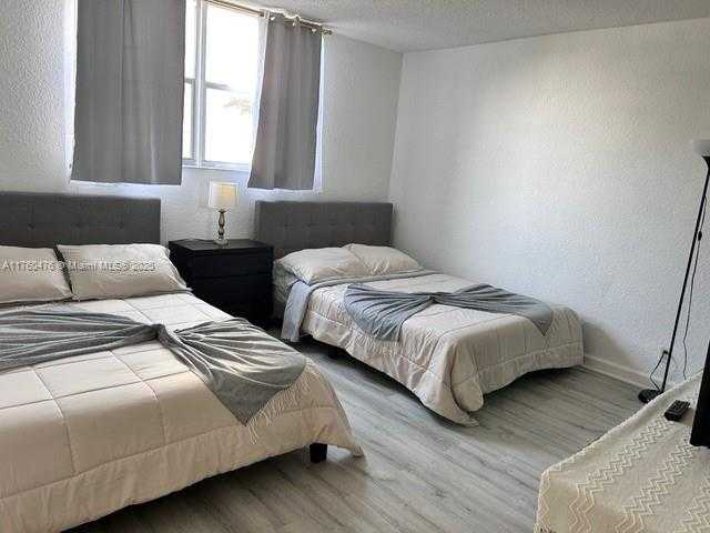 Small Image of 4001 SOUTH OCEAN DR #4G, Hollywood Number 17