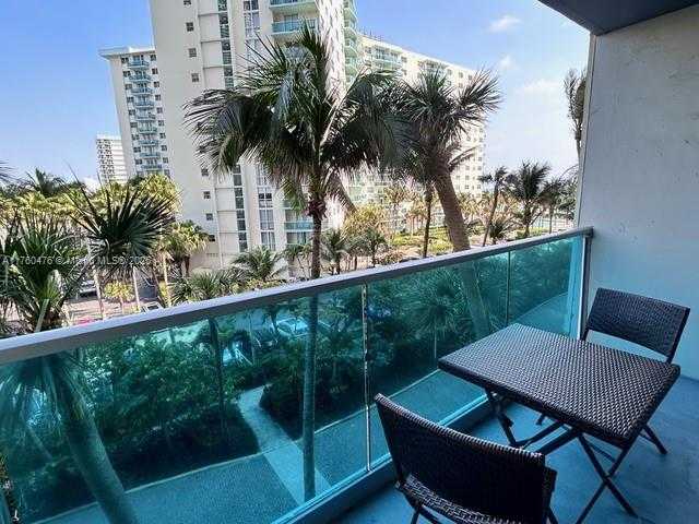 Small Image of 4001 SOUTH OCEAN DR #4G, Hollywood Number 2