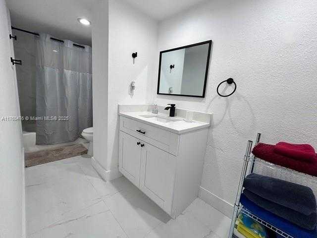 Small Image of 4001 SOUTH OCEAN DR #4G, Hollywood Number 22