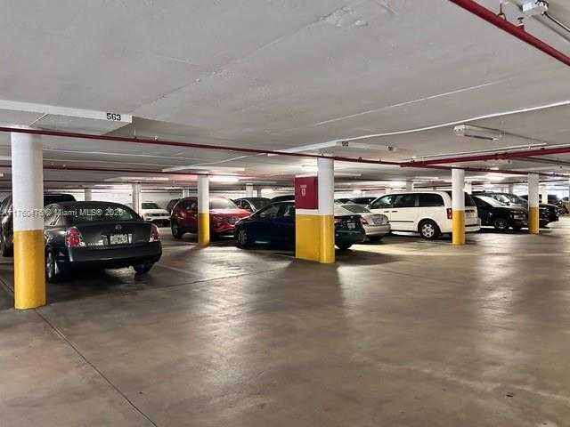 Small Image of 4001 SOUTH OCEAN DR #4G, Hollywood Number 38