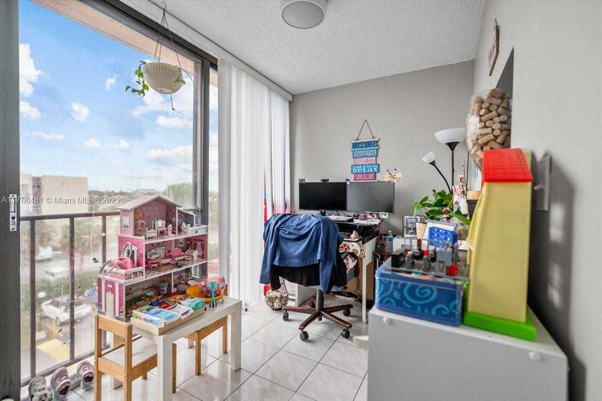 Small Image of 9440 WEST FLAGLER ST #414, Miami Number 12