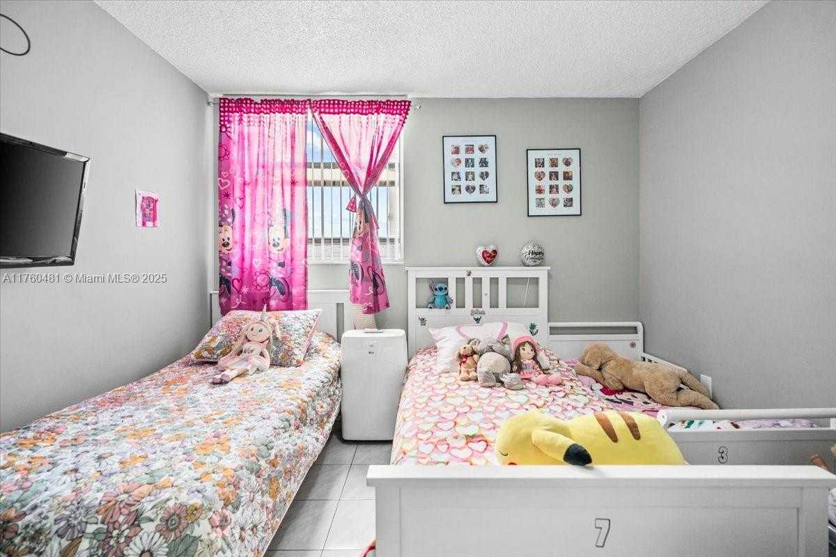 Small Image of 9440 WEST FLAGLER ST #414, Miami Number 17
