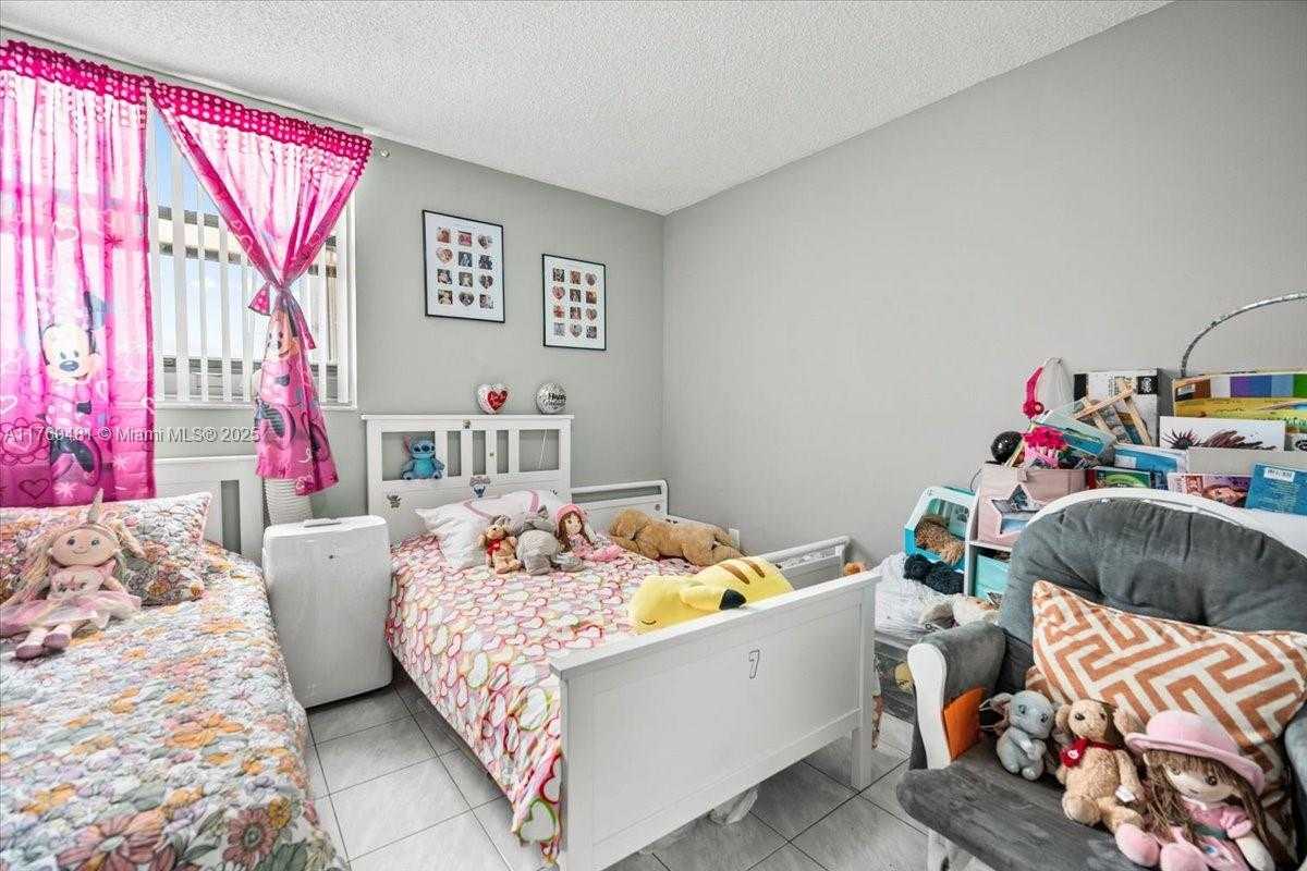 Small Image of 9440 WEST FLAGLER ST #414, Miami Number 18