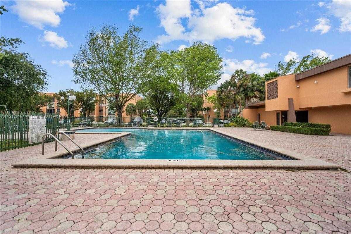 Small Image of 9440 WEST FLAGLER ST #414, Miami Number 20