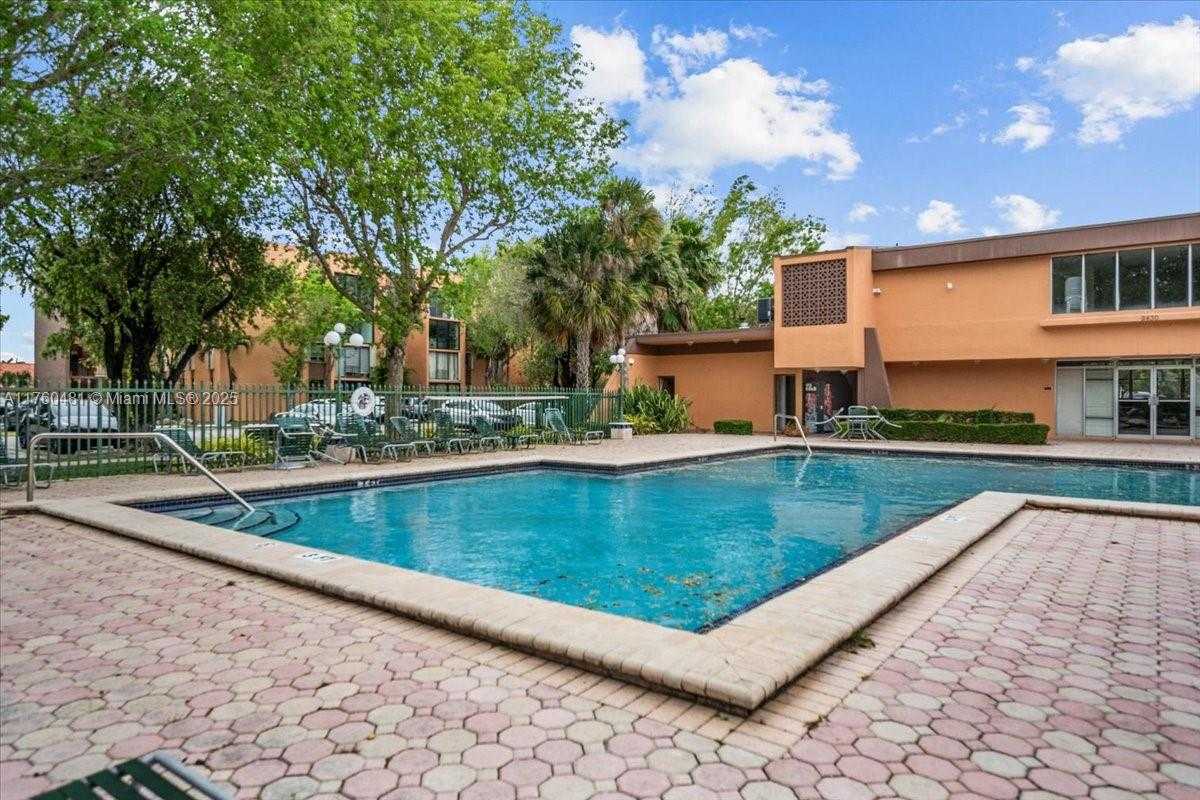 Small Image of 9440 WEST FLAGLER ST #414, Miami Number 22