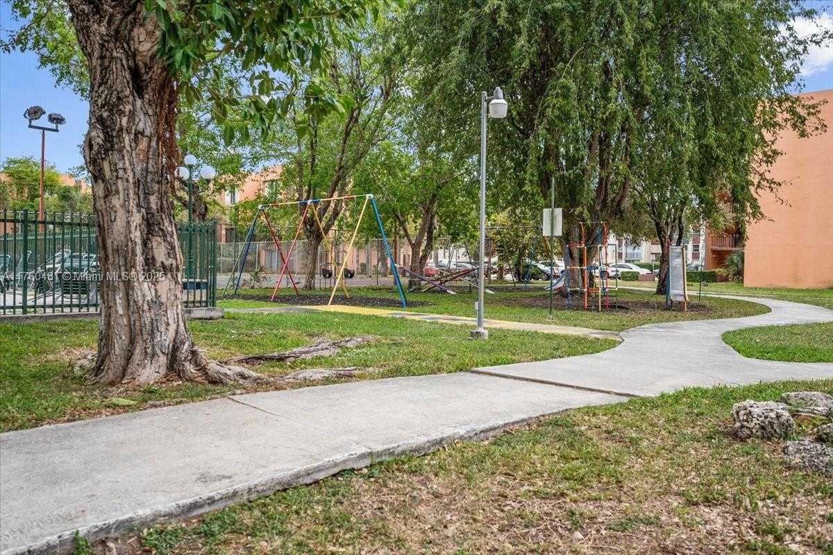 Small Image of 9440 WEST FLAGLER ST #414, Miami Number 23