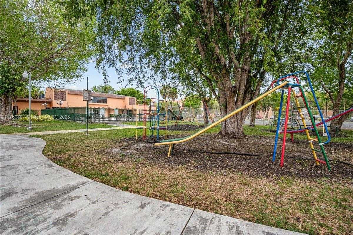Small Image of 9440 WEST FLAGLER ST #414, Miami Number 29