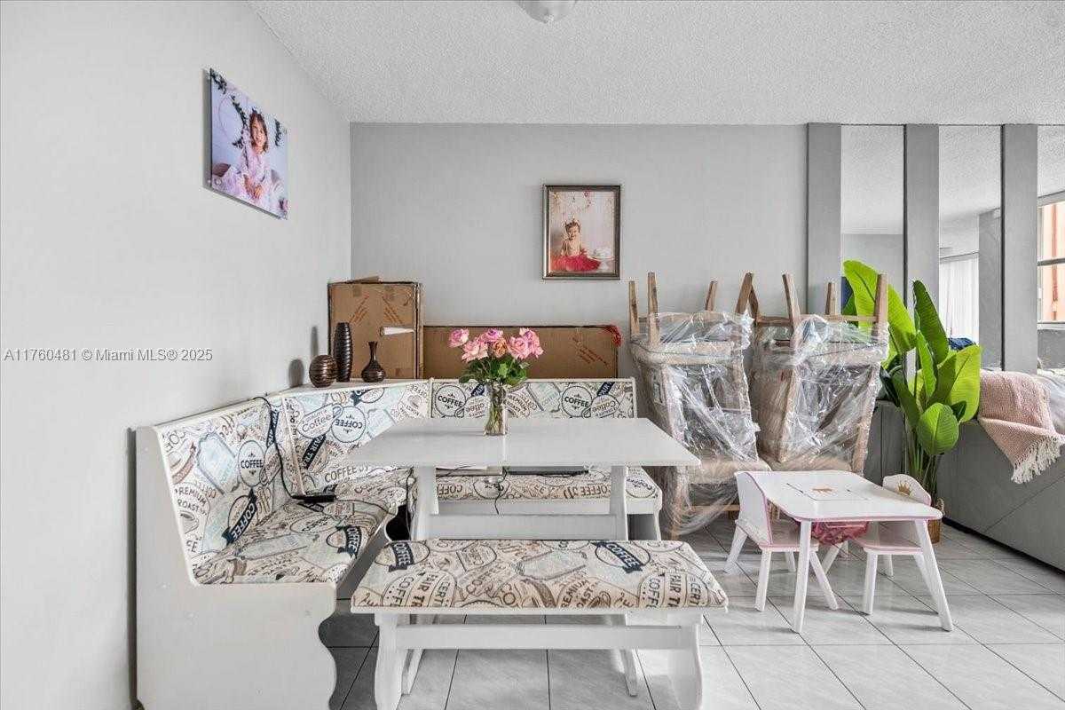 Small Image of 9440 WEST FLAGLER ST #414, Miami Number 4
