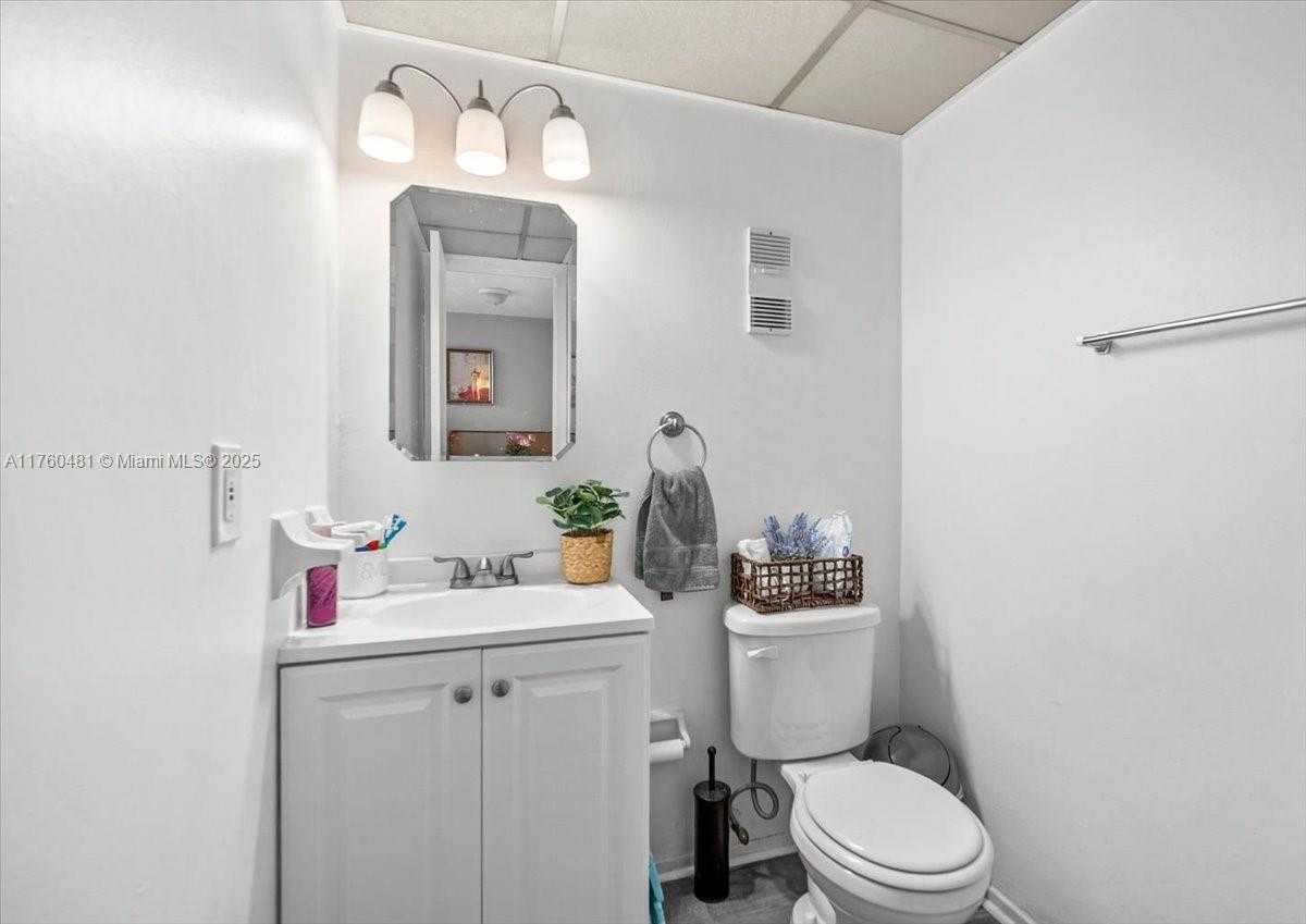 Small Image of 9440 WEST FLAGLER ST #414, Miami Number 7