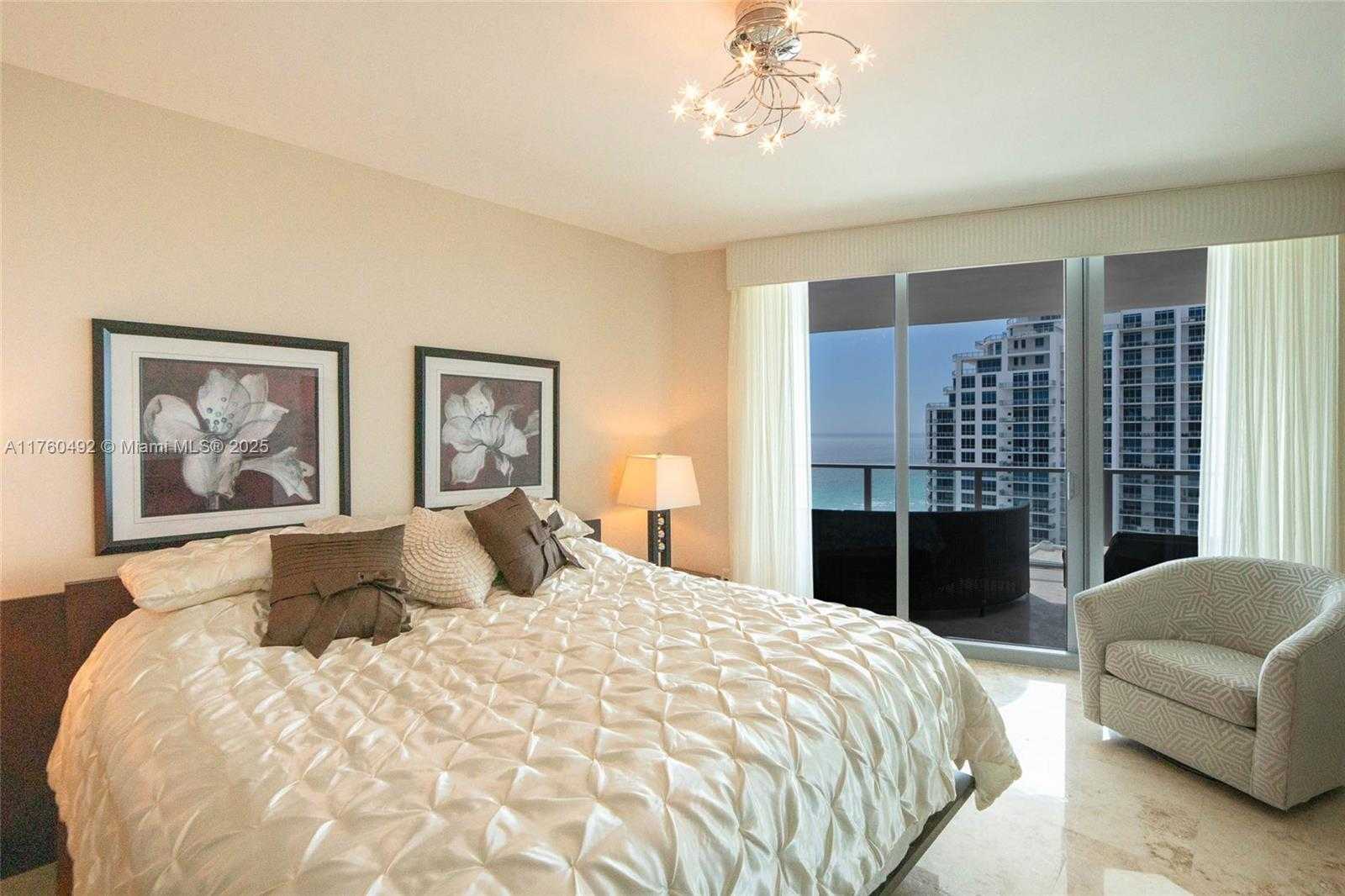 Small Image of 3101 SOUTH OCEAN DR #2204, Hollywood Number 24