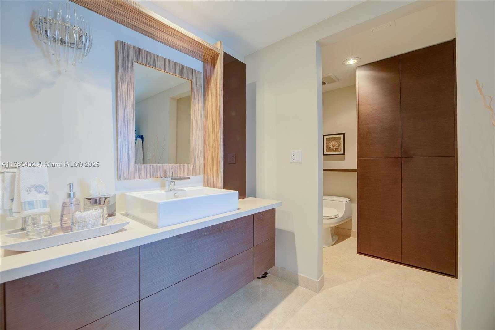 Small Image of 3101 SOUTH OCEAN DR #2204, Hollywood Number 27