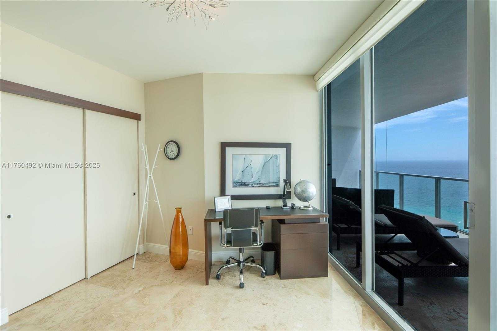 Small Image of 3101 SOUTH OCEAN DR #2204, Hollywood Number 29
