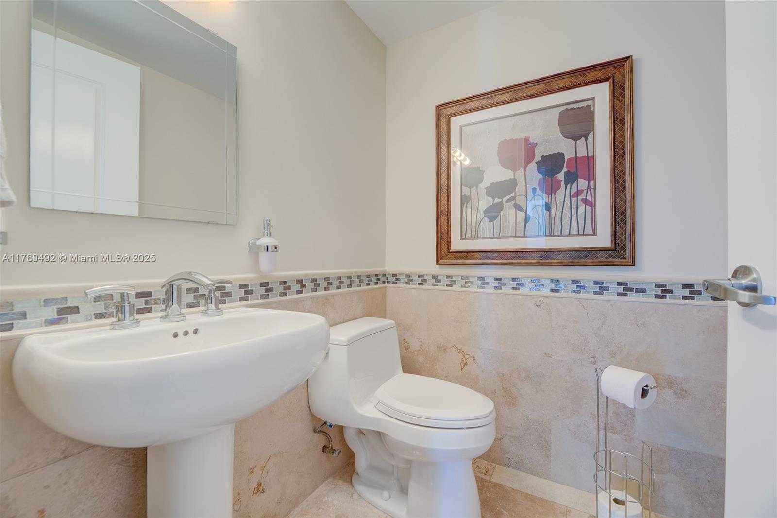 Small Image of 3101 SOUTH OCEAN DR #2204, Hollywood Number 31
