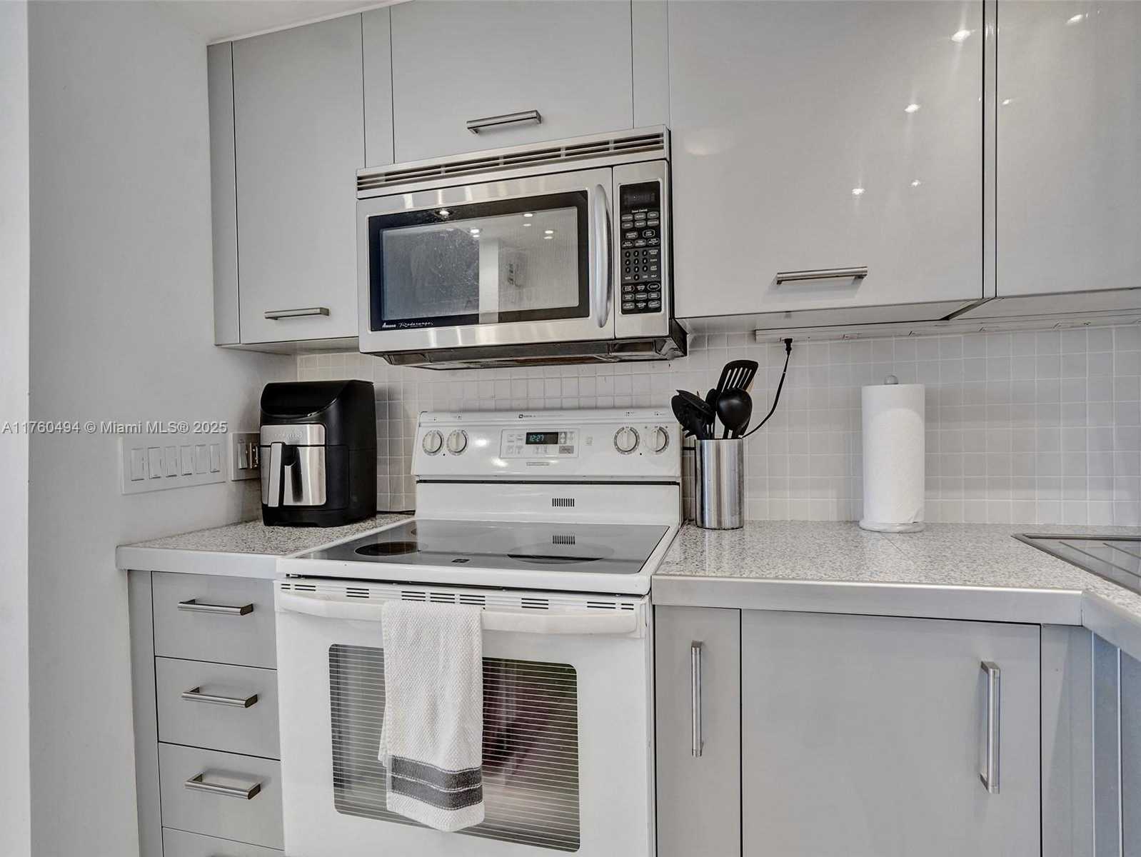 Small Image of 1400 SOUTH OCEAN DR #1604, Hollywood Number 13