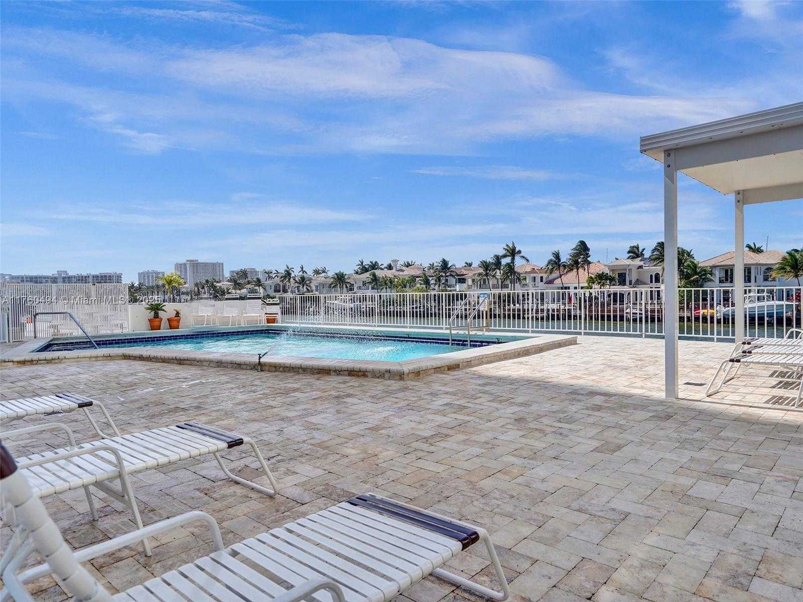 Small Image of 1400 SOUTH OCEAN DR #1604, Hollywood Number 35