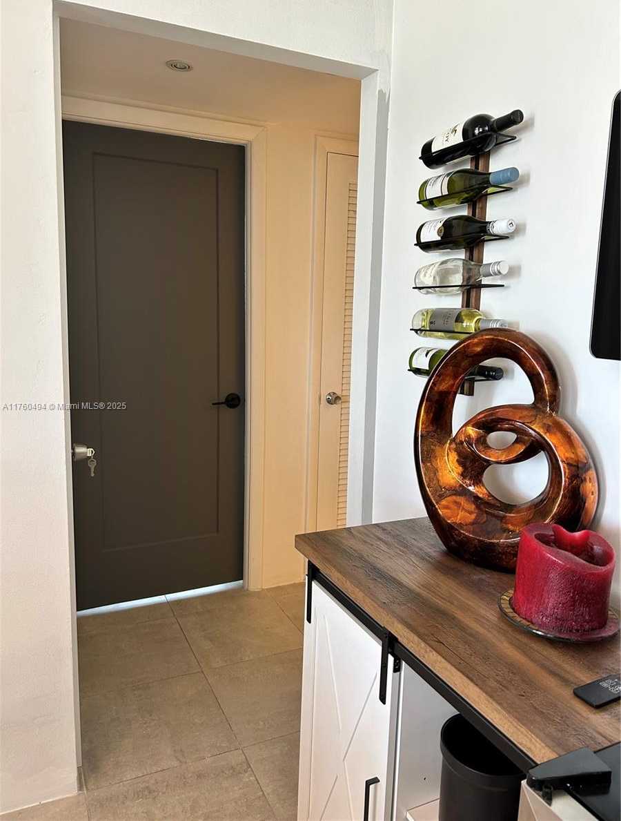 Small Image of 1400 SOUTH OCEAN DR #1604, Hollywood Number 43