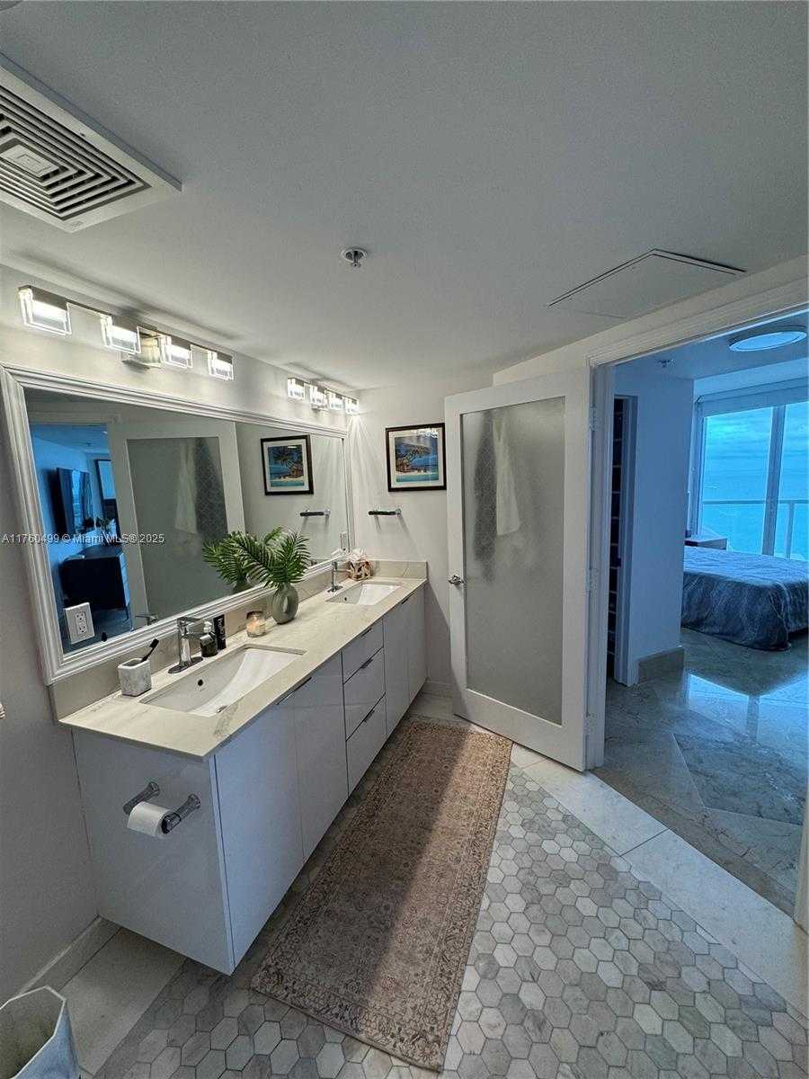Small Image of 16699 COLLINS AVE #3905, Sunny Isles Beach Number 20
