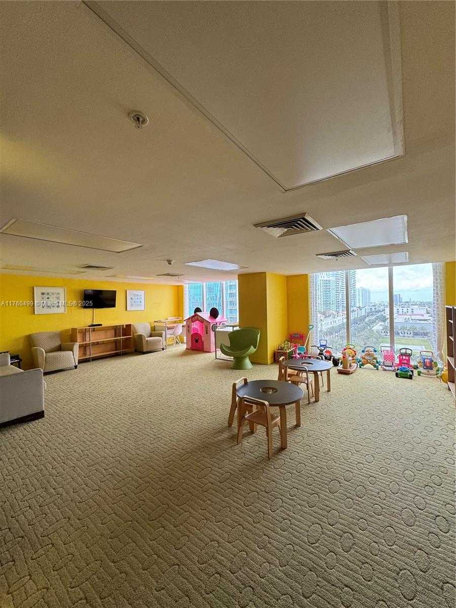 Small Image of 16699 COLLINS AVE #3905, Sunny Isles Beach Number 37
