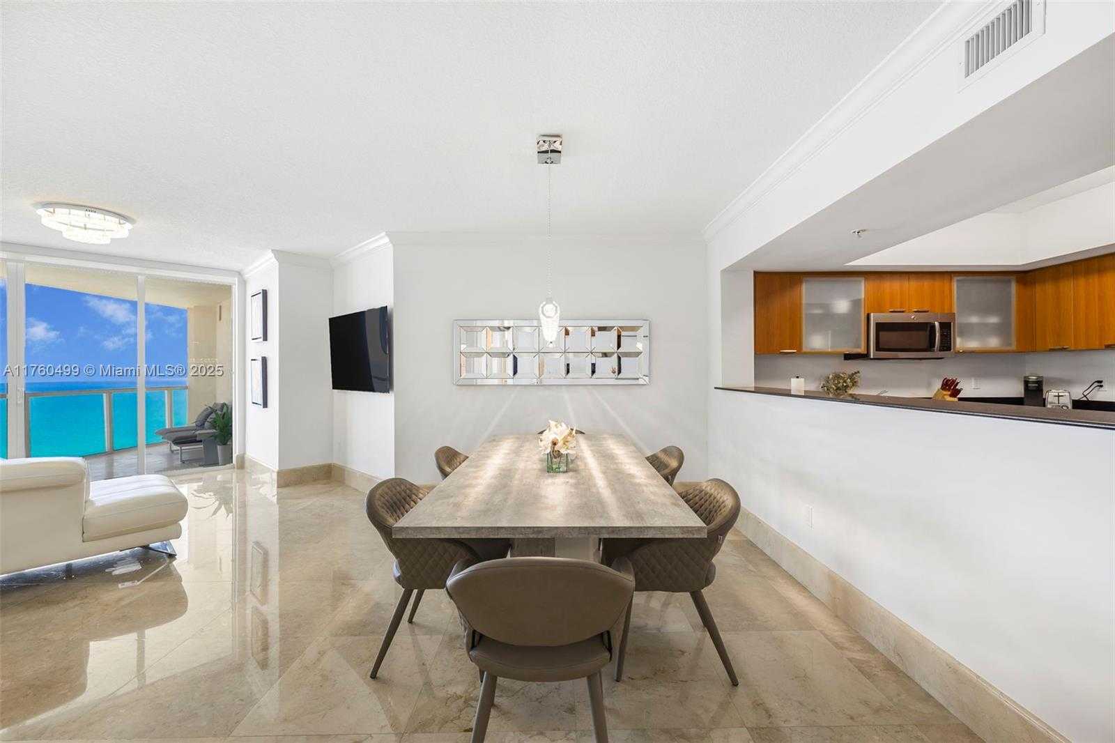 Small Image of 16699 COLLINS AVE #3905, Sunny Isles Beach Number 5