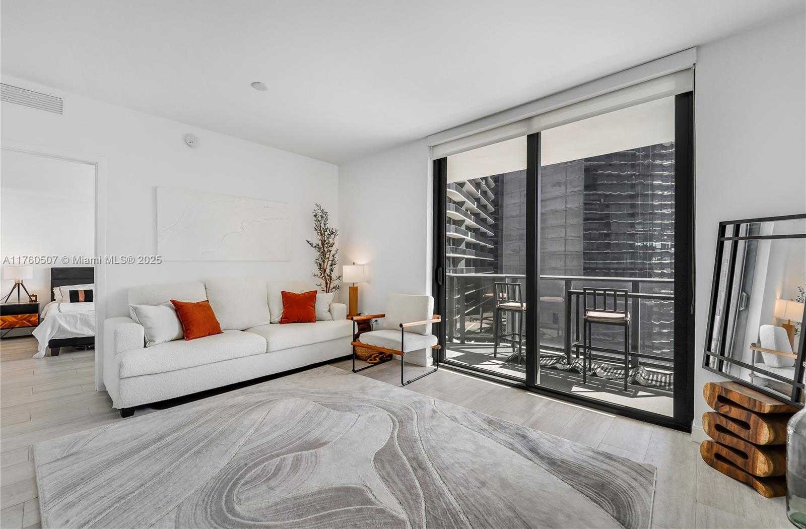 Small Image of 45 SOUTH WEST 9TH ST #3702, Miami Number 6
